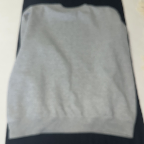 CJLA Malone crewneck - Picture 9 of 9